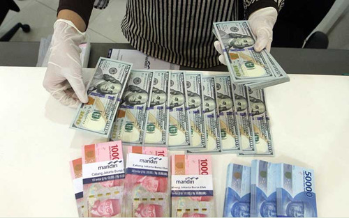 APAKAH DOLLAR DAPAT DIGUNAKAN DALAM BERTRANSAKSI DI WILAYAH INDONESIA?